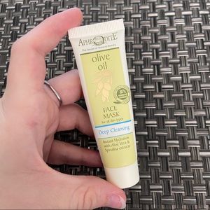 Download Aphrodite Makeup Olive Oil Deep Cleansing Face Mask Poshmark PSD Mockup Templates